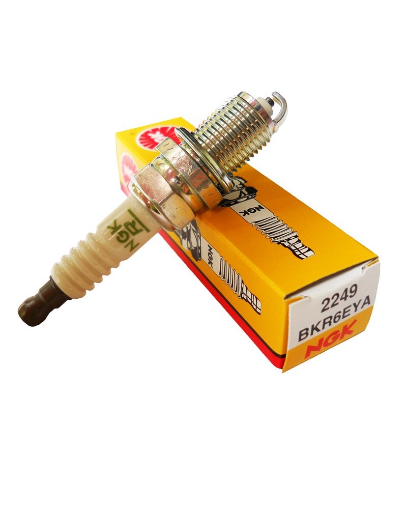 Запалителна Свещ NGK 2249